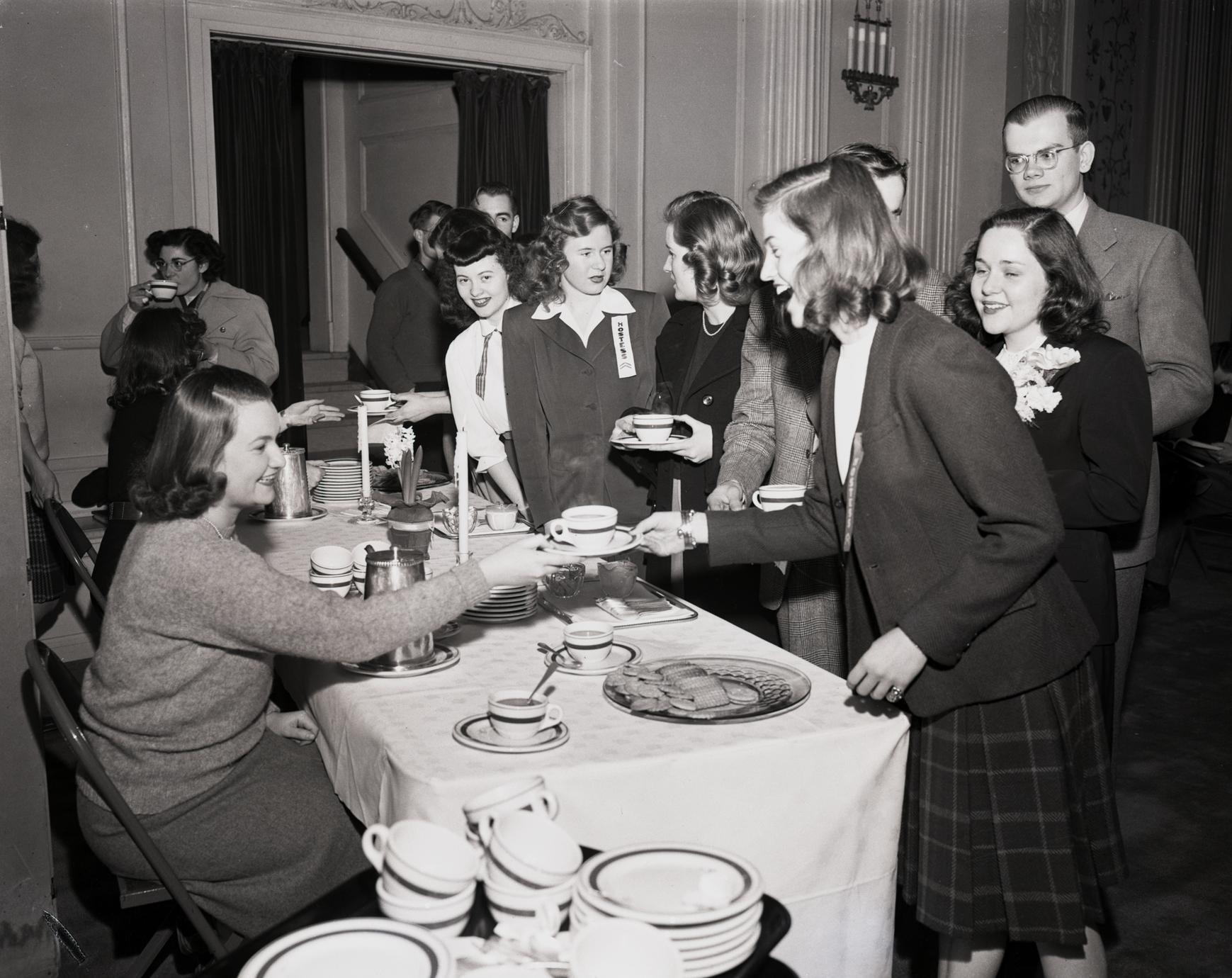 UWDC Photo of students enjoying a coffee hour