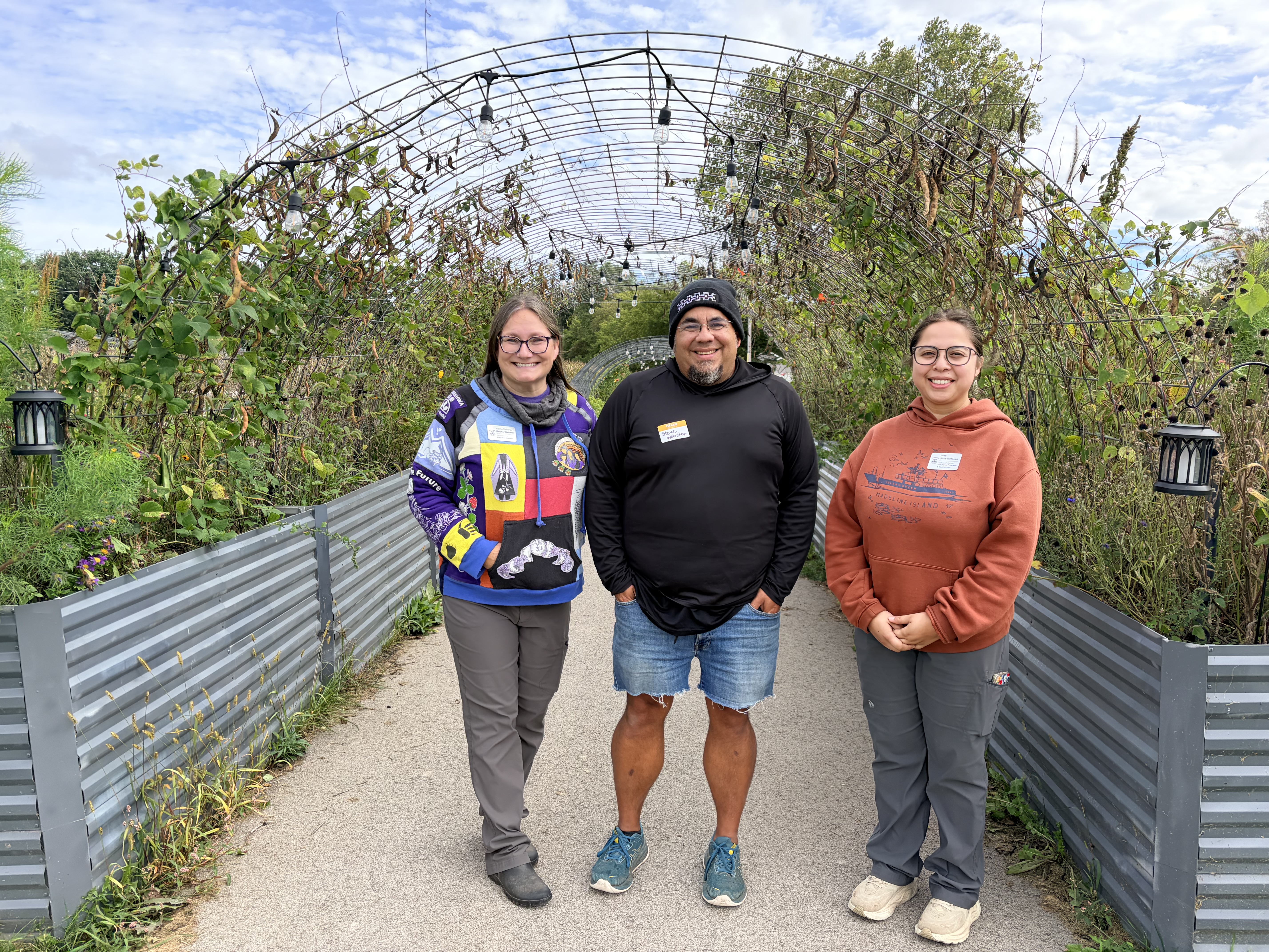 Ukwakhwa staff Becky Webster, Steve Webster and Giselle Oliva-Metoxen