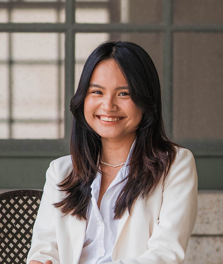 Image of Natalie Mai, a smiling undergraduate student, who is from Vietnam.